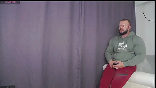 Snapshot of RickyMiami1 chatting on 10-17-25, 07:05 RickyMiami1 online show from 10-17-25, 07:05