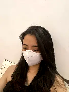 Mochi21 online show from 10-13-25, 02:33