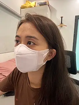 Mochi21 online show from 10-15-25, 04:34