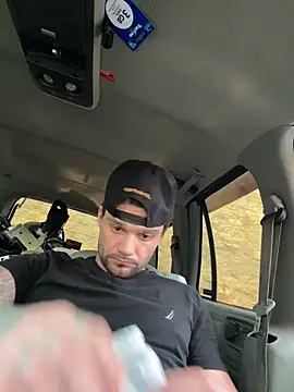 Snapshot of CaptHook931 chatting on 03-09-26, 11:20 CaptHook931 online show from 03-09-26, 11:20