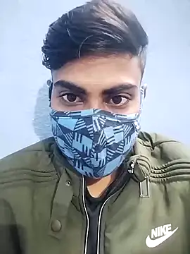 Snapshot of YourTarzan chatting on 01-11-26, 03:55 YourTarzan online show from 01-11-26, 03:55