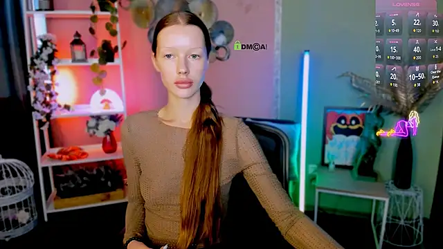 Snapshot of khloebeauty chatting on 09-16-25, 01:01 khloebeauty online show from 09-16-25, 01:01