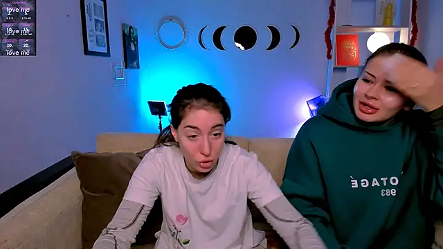 Snapshot of khloebeauty chatting on 02-02-26, 08:29 khloebeauty online show from 02-02-26, 08:29