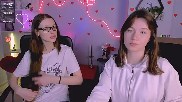 Snapshot of khloebeauty chatting on 02-11-26, 09:42 khloebeauty online show from 02-11-26, 09:42