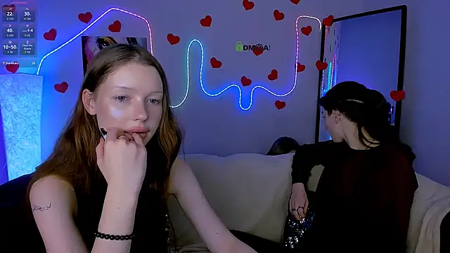 Snapshot of khloebeauty chatting on 02-25-26, 09:02 khloebeauty online show from 02-25-26, 09:02