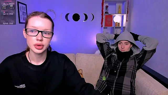 Snapshot of khloebeauty chatting on 02-28-26, 08:10 khloebeauty online show from 02-28-26, 08:10