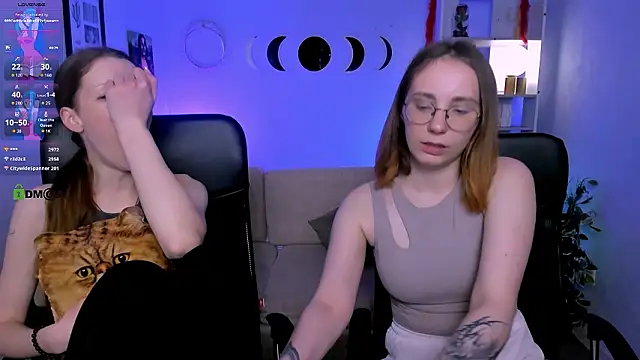 Snapshot of khloebeauty chatting on 03-08-26, 03:32 khloebeauty online show from 03-08-26, 03:32