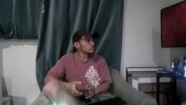 Snapshot of Sicksob chatting on 07-01-26, 07:43 Sicksob online show from 07-01-26, 07:43