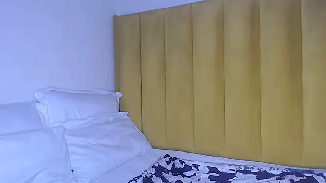 Bella 2025 online show from 06-17-26, 07:48