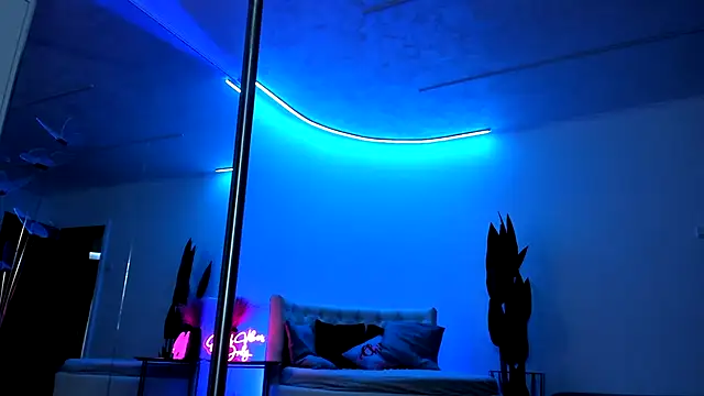 JessicaSky  online show from 09-22-25, 05:15