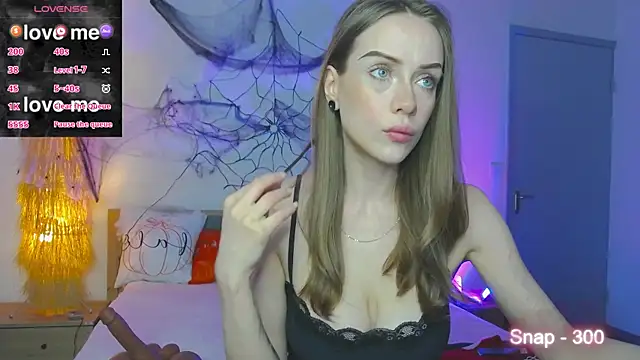 EvaLone1 online show from 11-02-25, 09:06