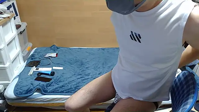 erosuke9 online show from 12-15-25, 08:35