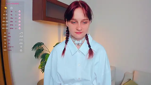 Snapshot of KatyKufel chatting on 10-03-25, 06:49 KatyKufel online show from 10-03-25, 06:49