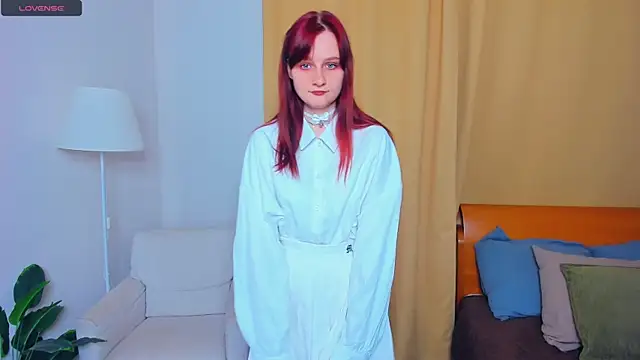 Snapshot of KatyKufel chatting on 10-24-25, 06:48 KatyKufel online show from 10-24-25, 06:48