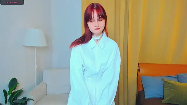 Snapshot of KatyKufel chatting on 10-28-25, 06:54 KatyKufel online show from 10-28-25, 06:54