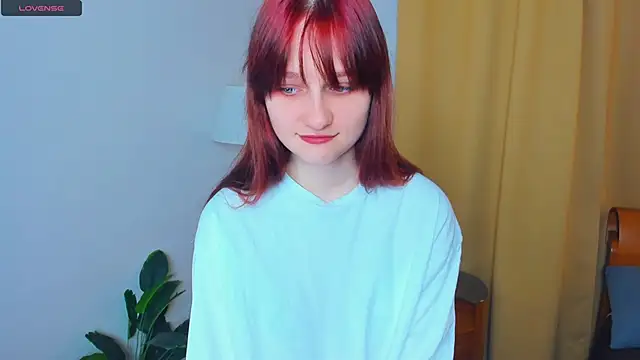 Snapshot of KatyKufel chatting on 11-02-25, 06:54 KatyKufel online show from 11-02-25, 06:54