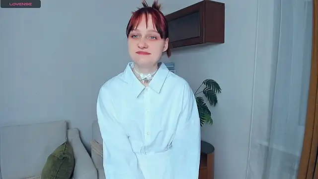 Snapshot of KatyKufel chatting on 11-19-25, 06:52 KatyKufel online show from 11-19-25, 06:52