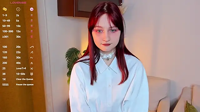 Snapshot of KatyKufel chatting on 12-20-25, 06:59 KatyKufel online show from 12-20-25, 06:59