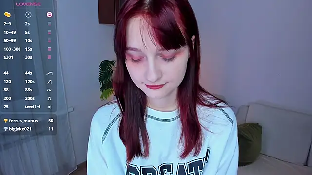 Snapshot of KatyKufel chatting on 01-13-26, 09:31 KatyKufel online show from 01-13-26, 09:31