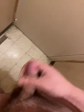 Snapshot of Yayou83 chatting on 02-15-26, 04:31 Yayou83 online show from 02-15-26, 04:31