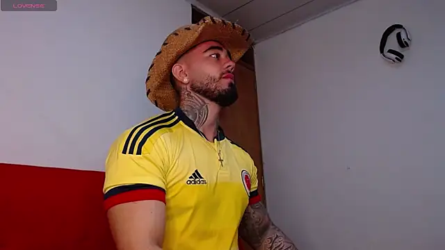 tommyblessd1 online show from 11-10-25, 06:01