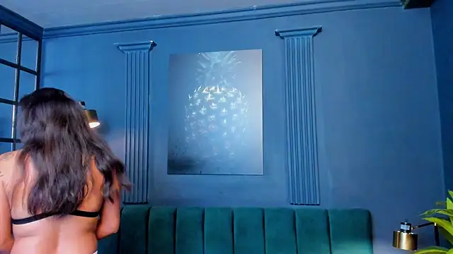 Snapshot of aliceandsia chatting on 09-20-25, 02:56 aliceandsia online show from 09-20-25, 02:56