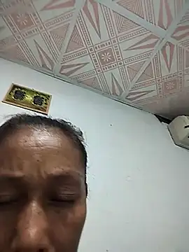 Naomi-Mature online show from 09-25-25, 09:29