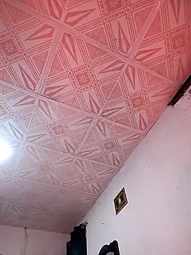 Naomi-Mature online show from 04-28-26, 09:03