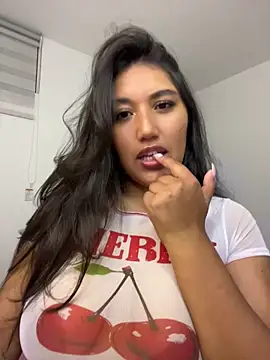 SharaRous online show from 06-16-26, 12:57