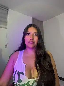 SharaRous online show from 06-28-26, 01:11