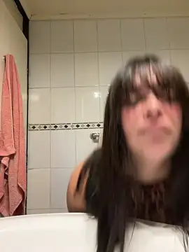 Snapshot of cami_lorena chatting on 03-22-26, 01:42 cami lorena online show from 03-22-26, 01:42