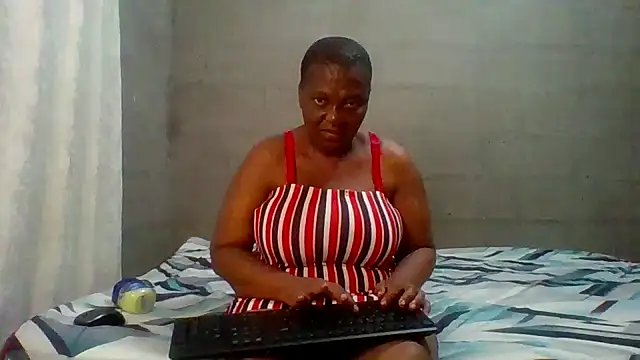 lolla01sweetness online show from 02-18-26, 12:06