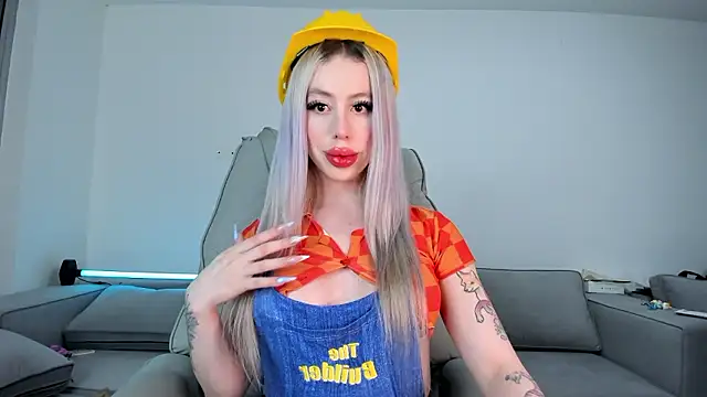 Snapshot of Sweet_Soffi chatting on 02-26-26, 02:43 Sweet Soffi online show from 02-26-26, 02:43