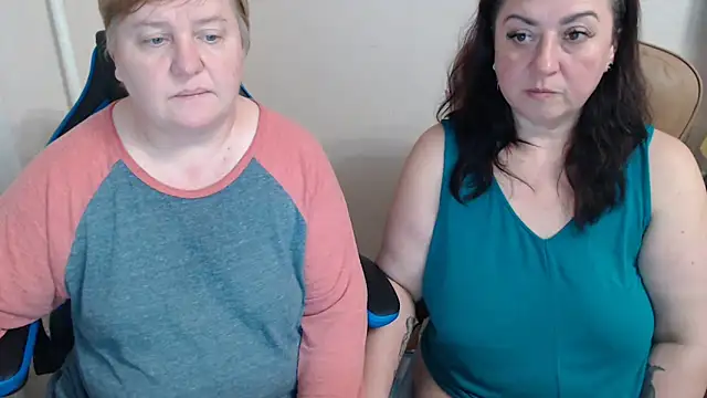 Bertie Adeline online show from 10-26-25, 08:04