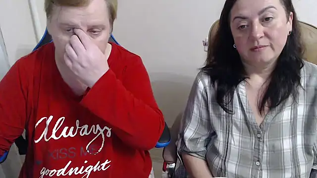 Bertie Adeline online show from 11-12-25, 09:25