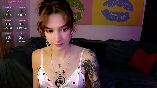   grace   online show from 10-08-25, 03:20