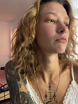   grace   online show from 04-29-26, 05:22