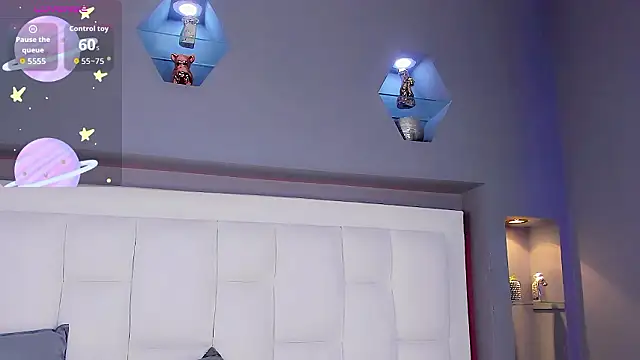 DaniielaV online show from 03-09-26, 01:20