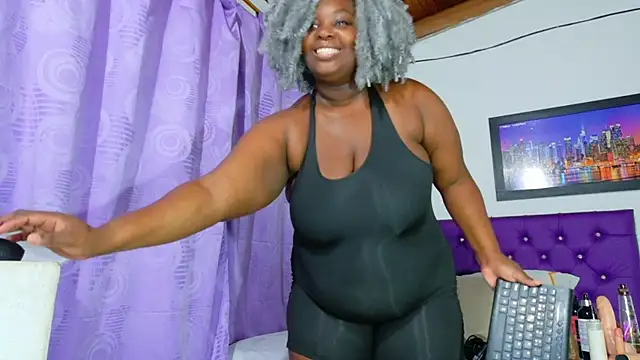 ebony NeighborMoans online show from 07-02-26, 03:06