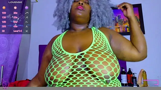ebony NeighborMoans online show from 07-07-26, 07:23