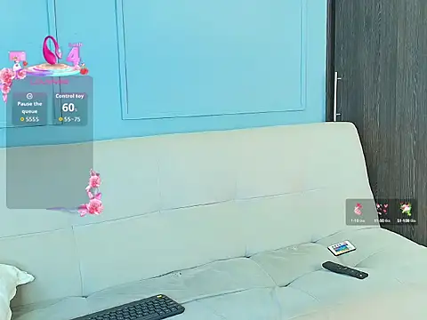 Snapshot of Zafira_Montiel chatting on 10-14-25, 10:10 Zafira Montiel online show from 10-14-25, 10:10