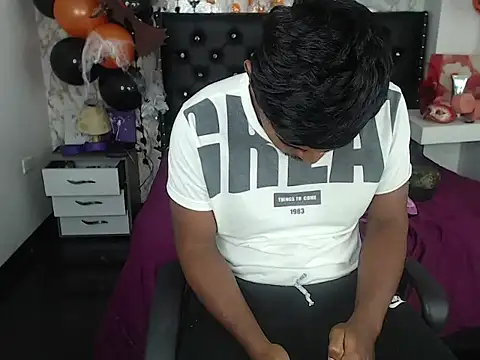 Adam Morgan2 online show from 10-21-25, 09:32