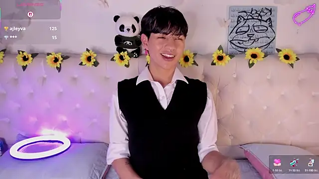 Snapshot of AleAurarashi chatting on 02-03-26, 06:40 AleAurarashi online show from 02-03-26, 06:40