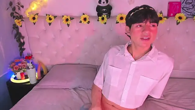 Snapshot of AleAurarashi chatting on 02-20-26, 06:26 AleAurarashi online show from 02-20-26, 06:26