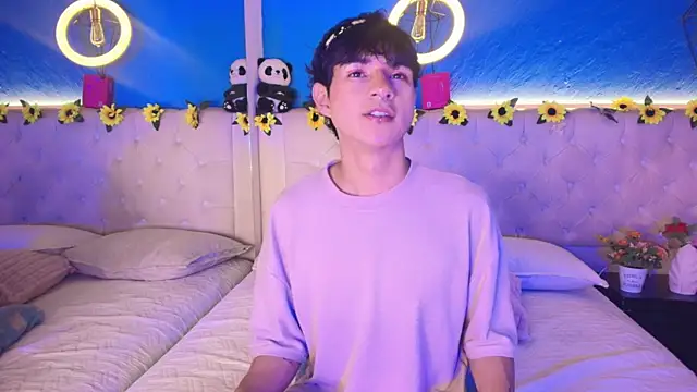 AleAurarashi online show from 03-26-26, 04:07