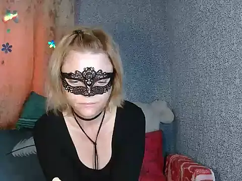 Miss Nona online show from 09-15-25, 05:18