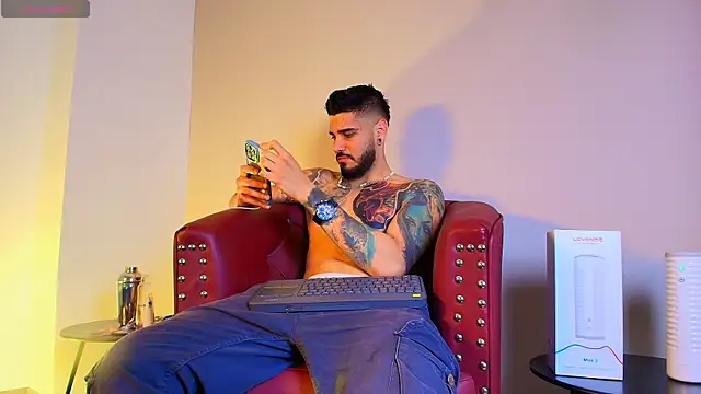 amodeus bael  online show from 09-15-25, 12:43