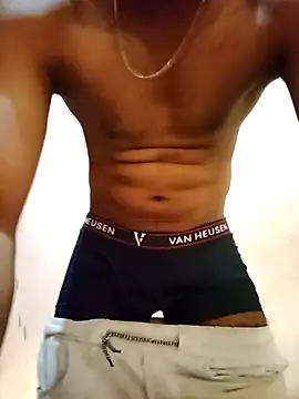 Snapshot of hornyboywithabs chatting on 04-06-26, 01:47 hornyboywithabs online show from 04-06-26, 01:47