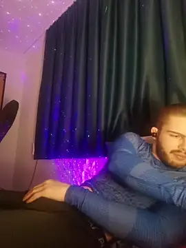 Snapshot of EyesNeverLies chatting on 03-03-26, 10:37 EyesNeverLies online show from 03-03-26, 10:37