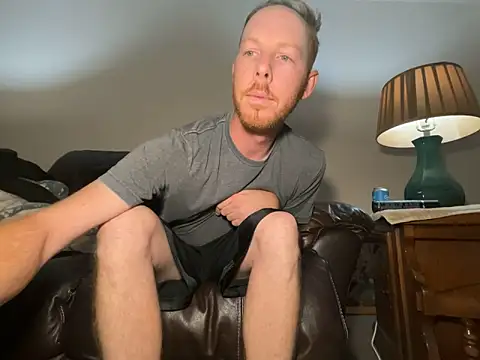 Snapshot of Chazington90 chatting on 09-15-25, 02:33 Chazington90 online show from 09-15-25, 02:33